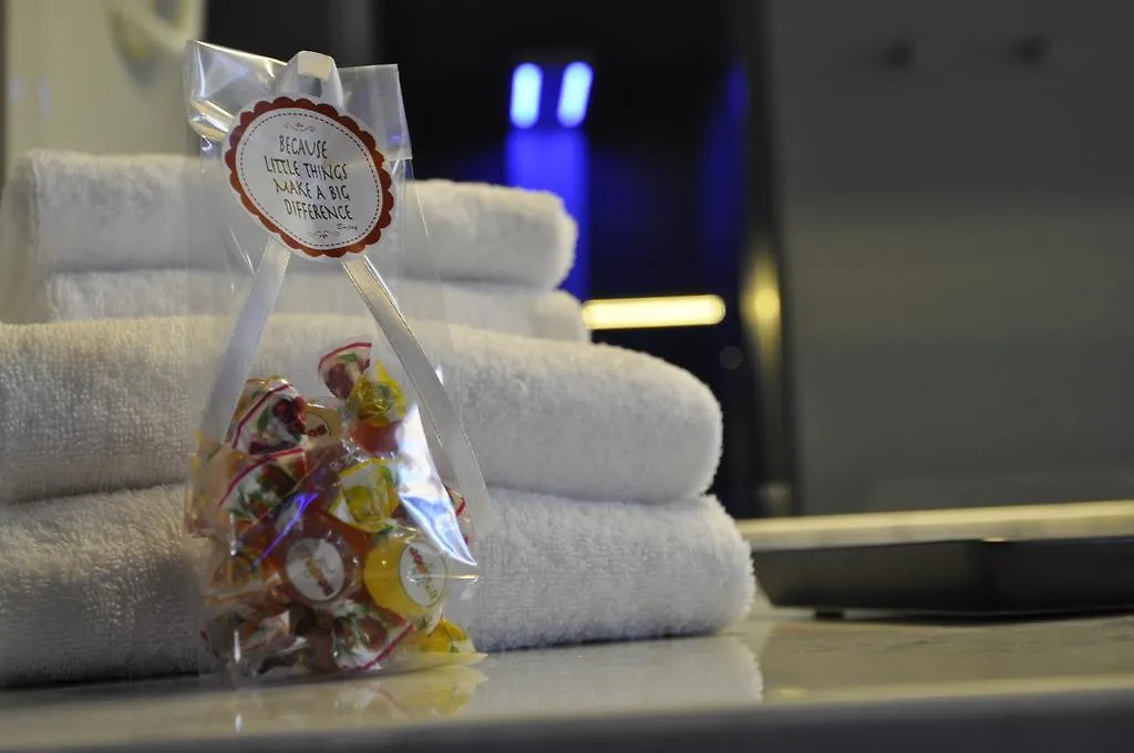 Place 24 Suites & Wellness-1